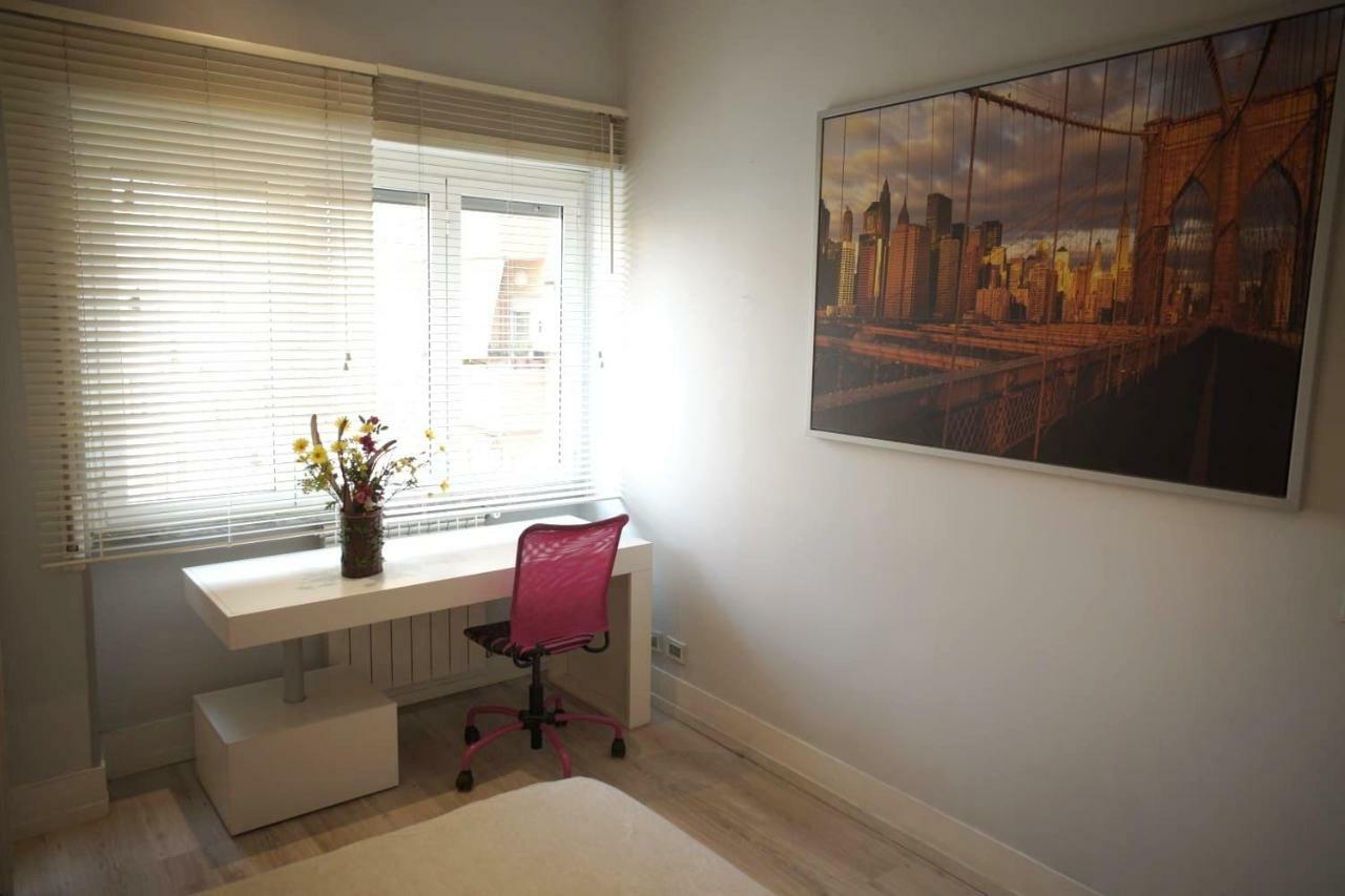 Metro A Modern Apartment Rome Bagian luar foto